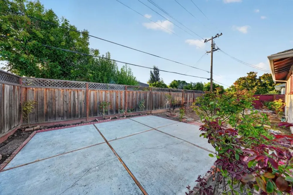 163 Sunset Avenue Sunnyvale, CA 94086