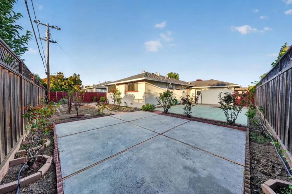 163 Sunset Avenue Sunnyvale, CA 94086