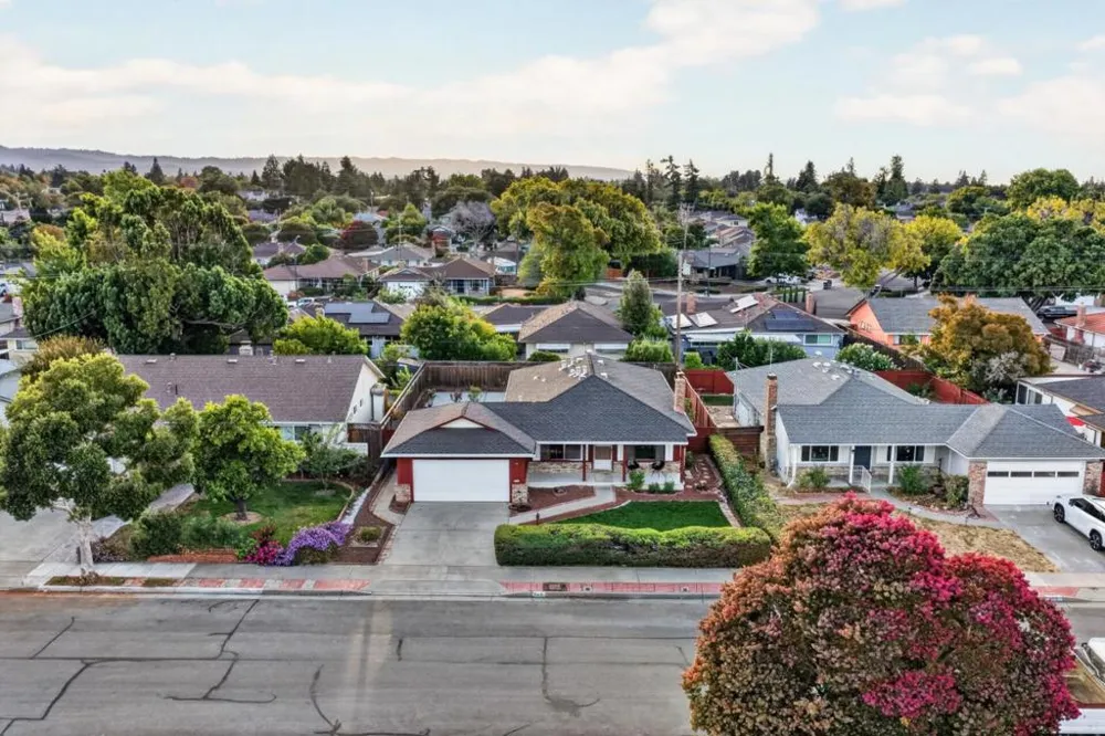 163 Sunset Avenue Sunnyvale, CA 94086
