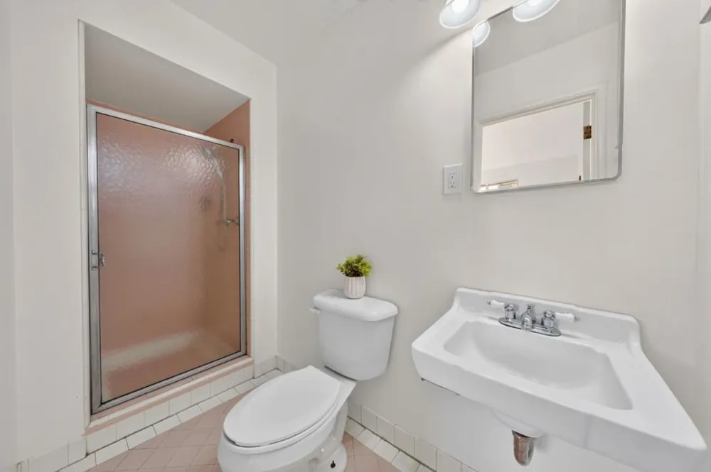 163 Sunset Avenue Sunnyvale, CA 94086