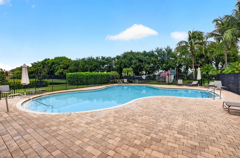 9262 Silver Glen Way Lake Worth, FL 33467