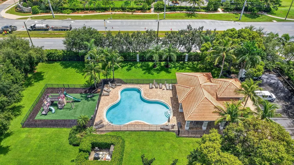 9262 Silver Glen Way Lake Worth, FL 33467