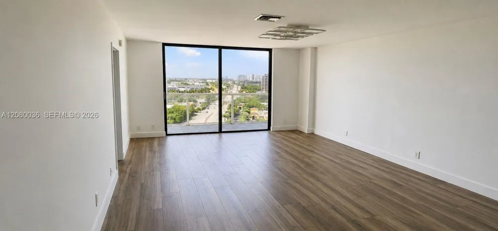 13499 Biscayne Blvd #PH1701 North Miami, FL 33181