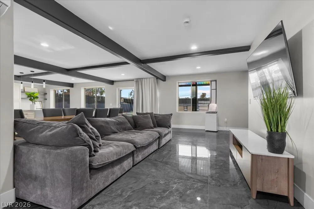 7061 S Valley View Boulevard Las Vegas, NV 89118