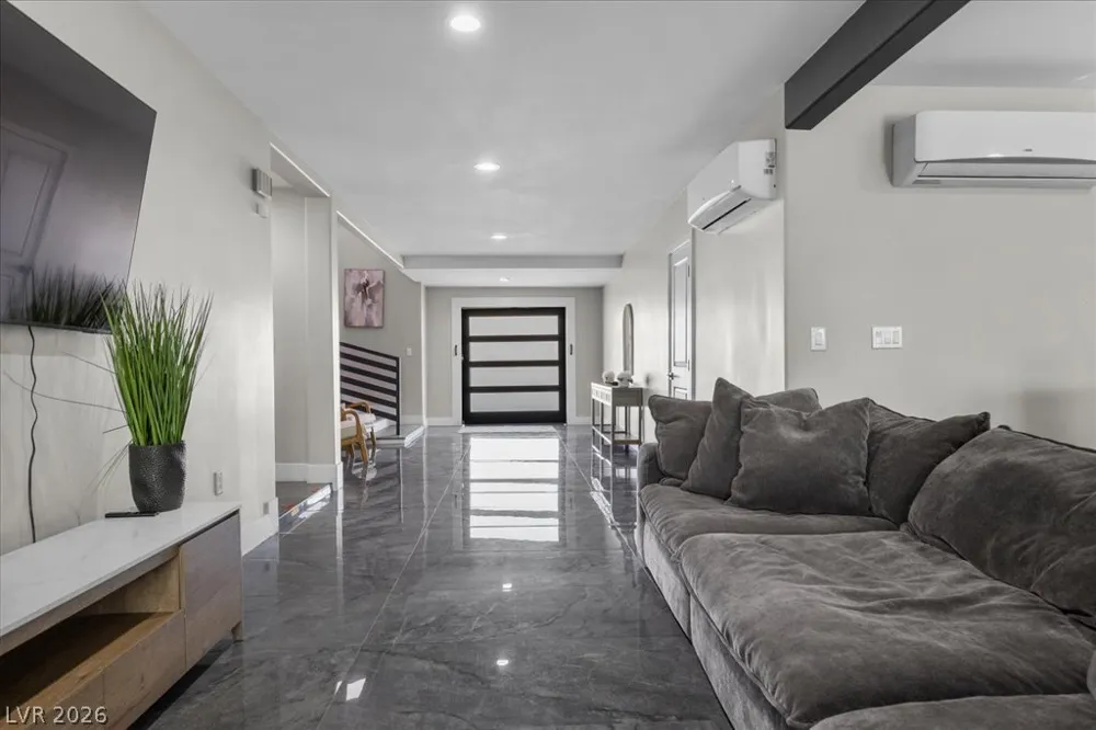 7061 S Valley View Boulevard Las Vegas, NV 89118