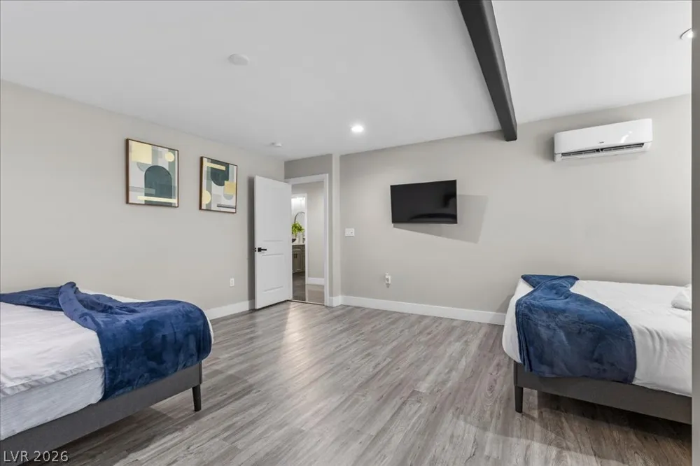 7061 S Valley View Boulevard Las Vegas, NV 89118