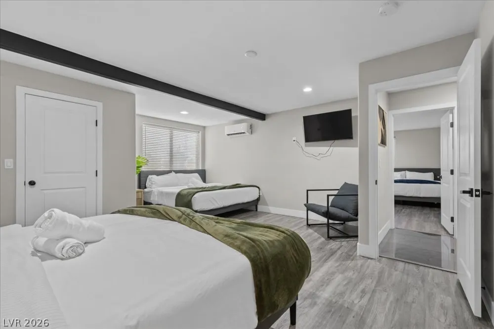 7061 S Valley View Boulevard Las Vegas, NV 89118
