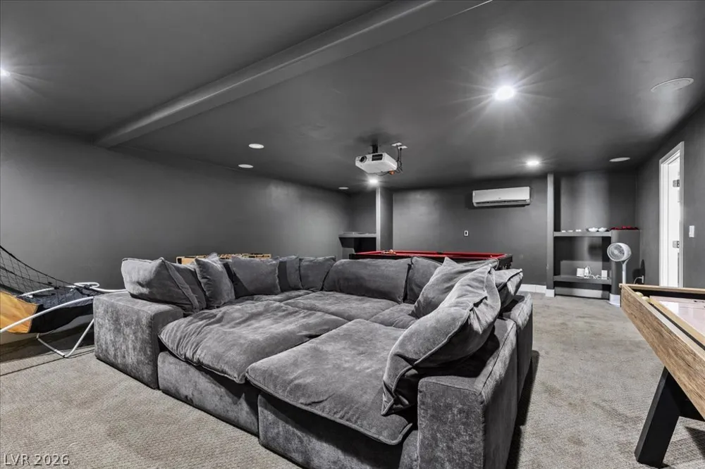 7061 S Valley View Boulevard Las Vegas, NV 89118