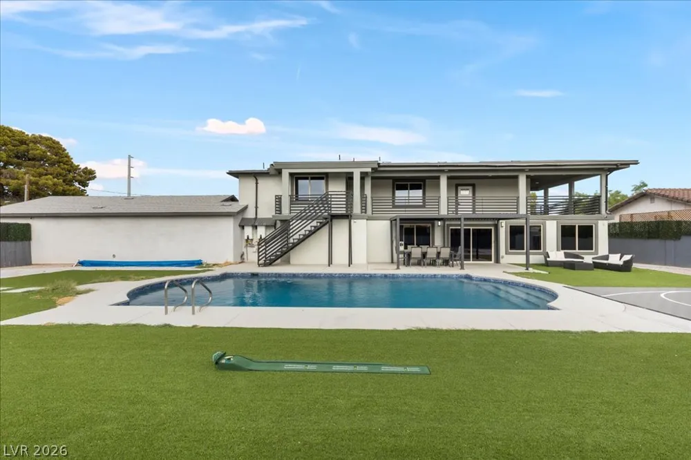 7061 S Valley View Boulevard Las Vegas, NV 89118