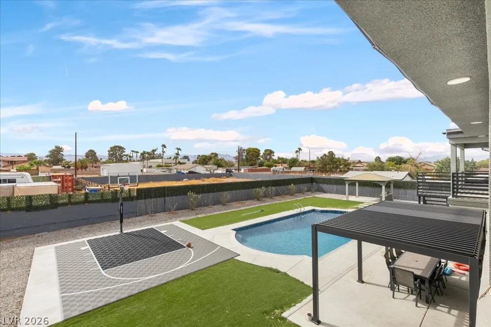 7061 S Valley View Boulevard Las Vegas, NV 89118