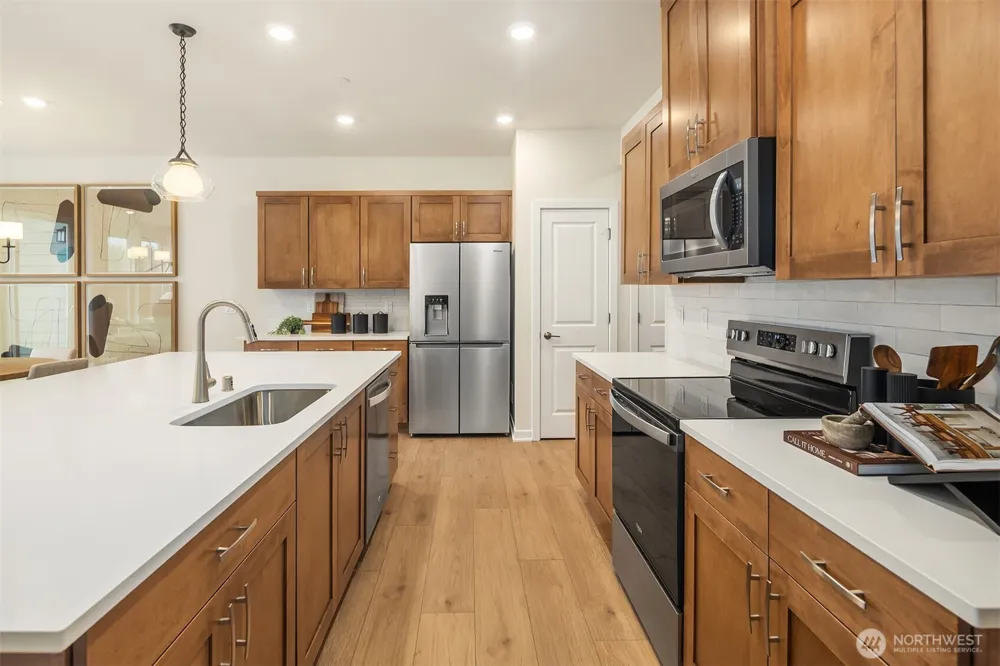 15822 23rd Avenue NE Marysville, WA 98271