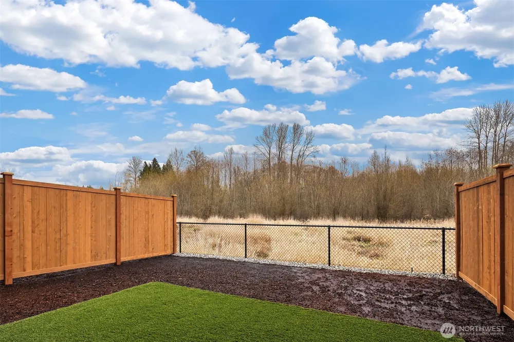 15822 23rd Avenue NE Marysville, WA 98271
