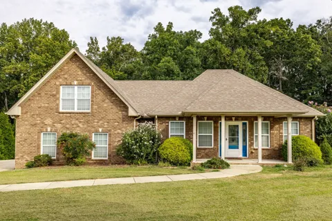 1364 Eastland Dr