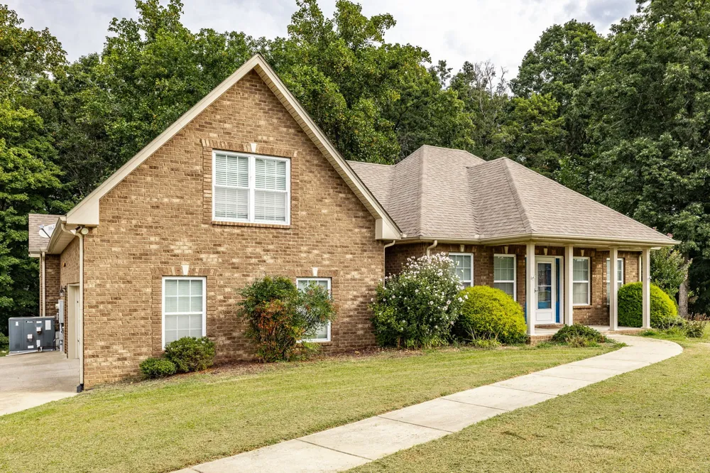 1364 Eastland Dr Ashland City, TN 37015