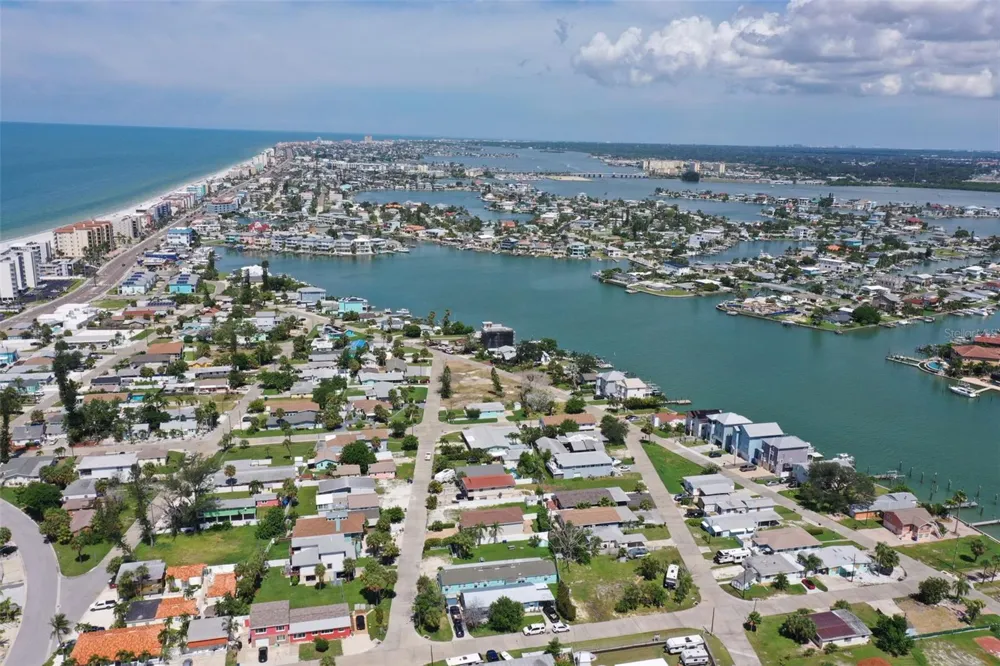 330 133RD AVENUE E Madeira Beach, FL 33708