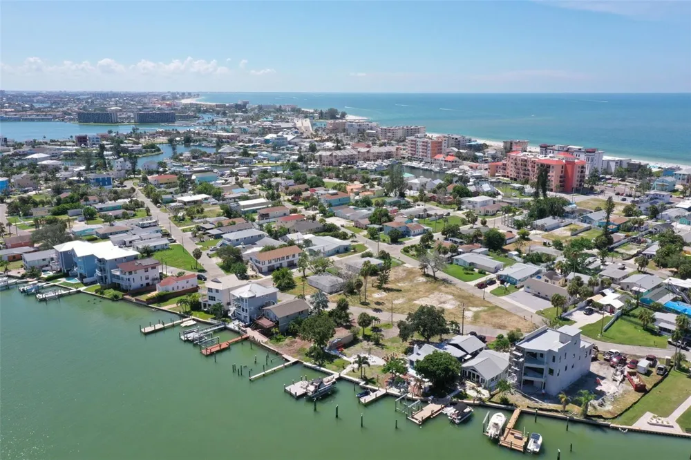 330 133RD AVENUE E Madeira Beach, FL 33708