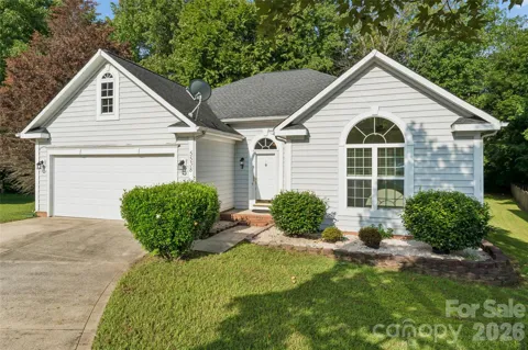 5538 Whispering Wind Lane