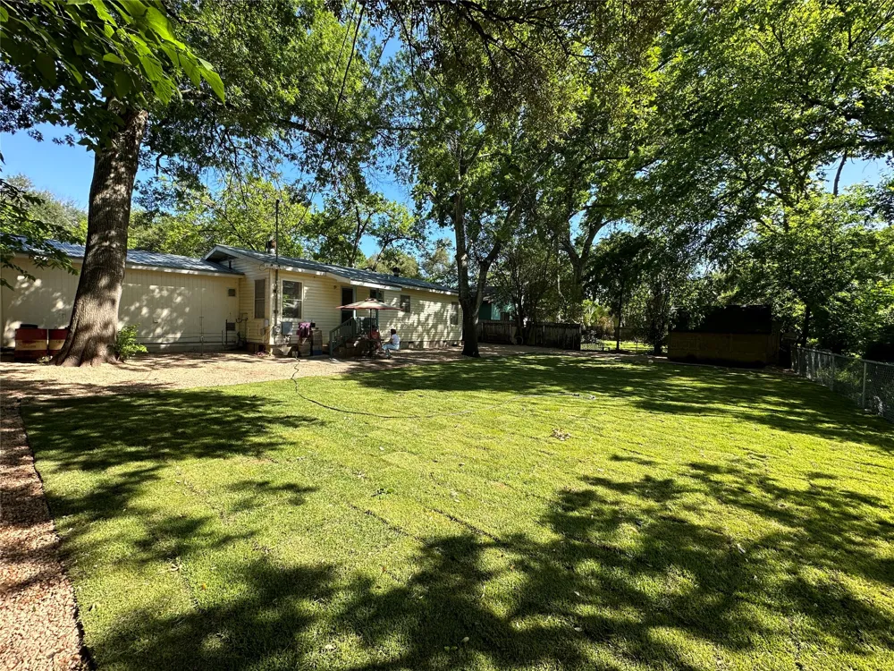 6004 Woodview Avenue Austin, TX 78757