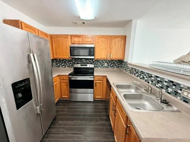 6504 Holly Lane Union City, GA 30291