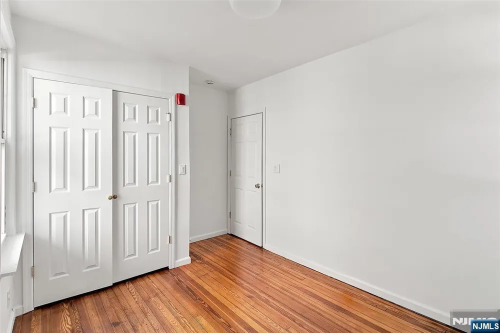 41 Central Avenue 41 A Rochelle Park, NJ 07662