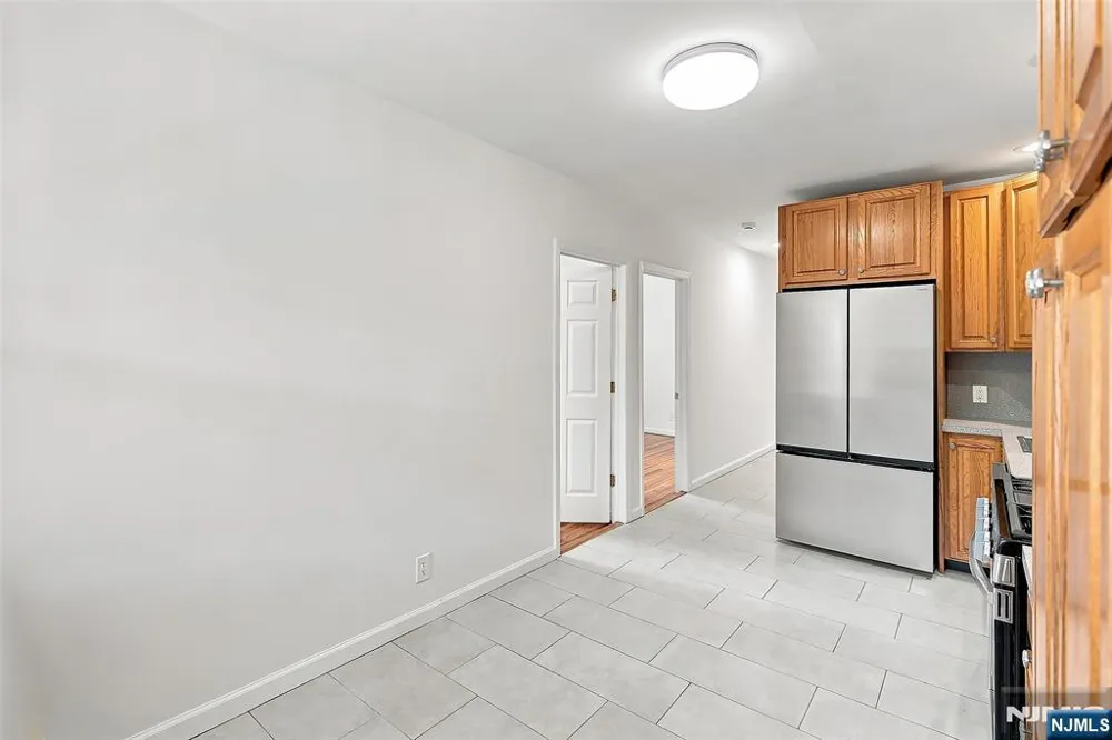 41 Central Avenue 41 A Rochelle Park, NJ 07662