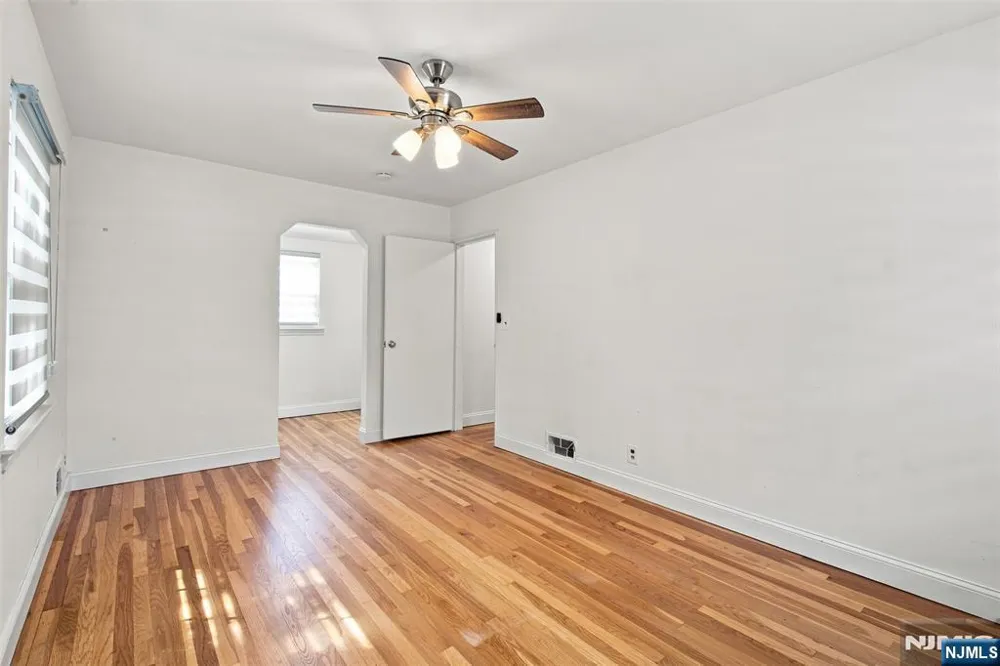 100 Overlook Avenue Leonia, NJ 07605