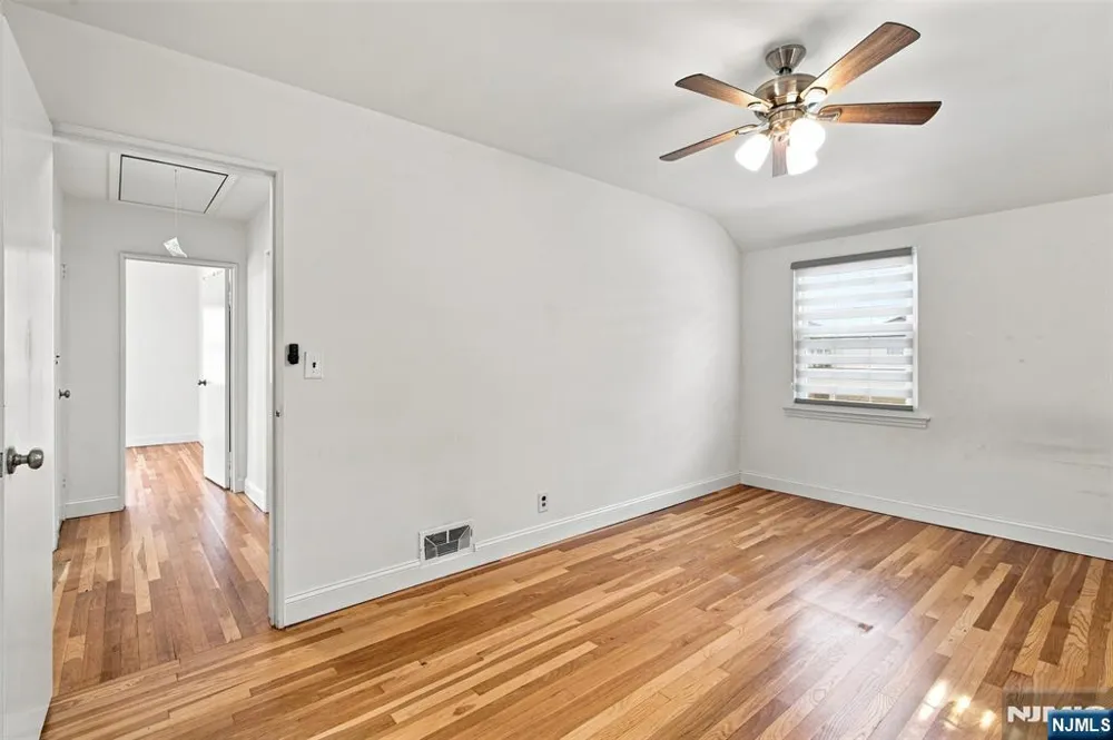 100 Overlook Avenue Leonia, NJ 07605