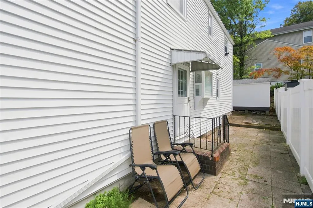 100 Overlook Avenue Leonia, NJ 07605