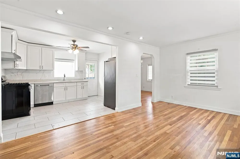 100 Overlook Avenue Leonia, NJ 07605