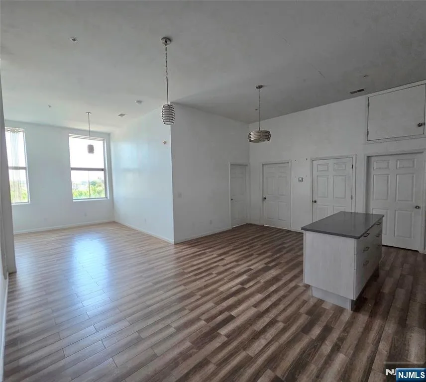 795 Main Avenue 7 Passaic, NJ 07055