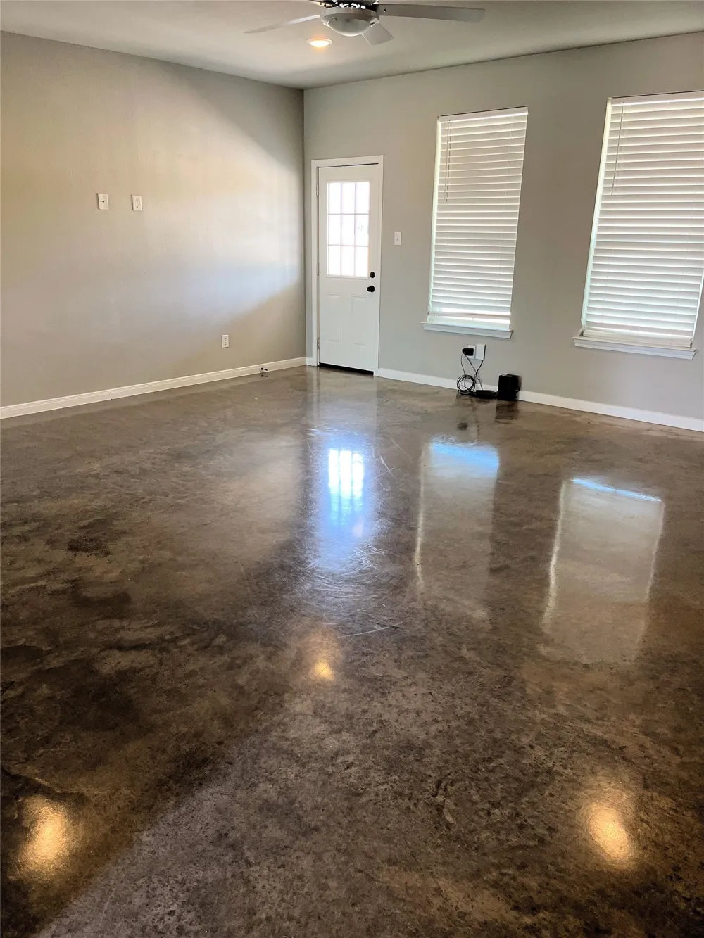 1067 County Road 327A Glen Rose, TX 76043
