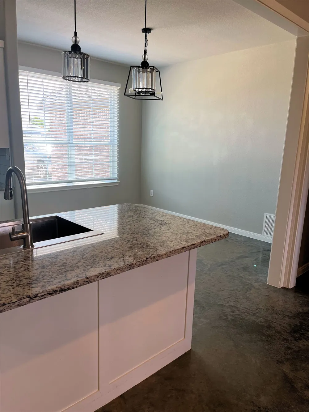 1067 County Road 327A Glen Rose, TX 76043