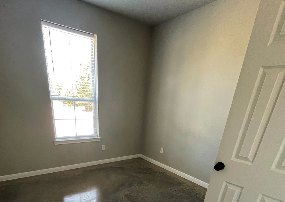 1067 County Road 327A Glen Rose, TX 76043