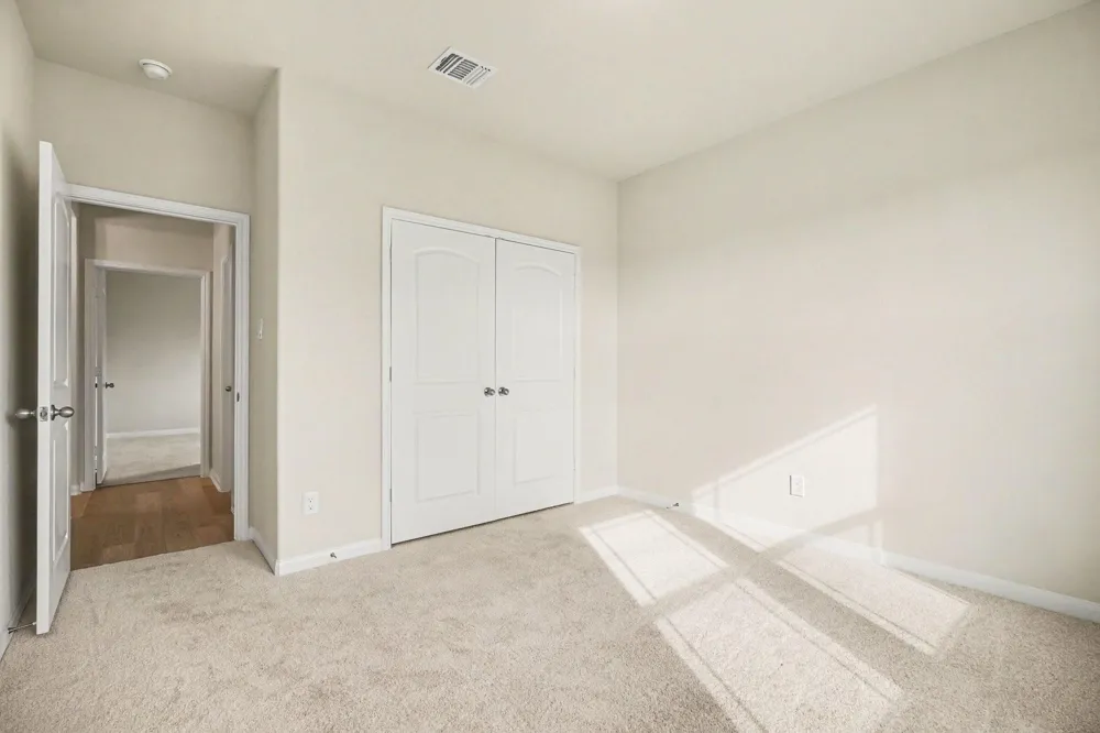 25 Red Barn Road Bay City, TX 77414