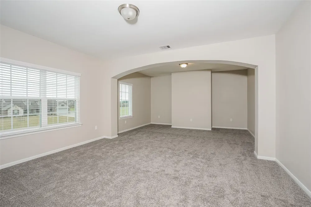 651 Lakeland Circle Rosharon, TX 77583