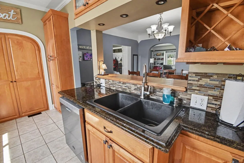 34 S Main Street NW Casnovia, MI 49318