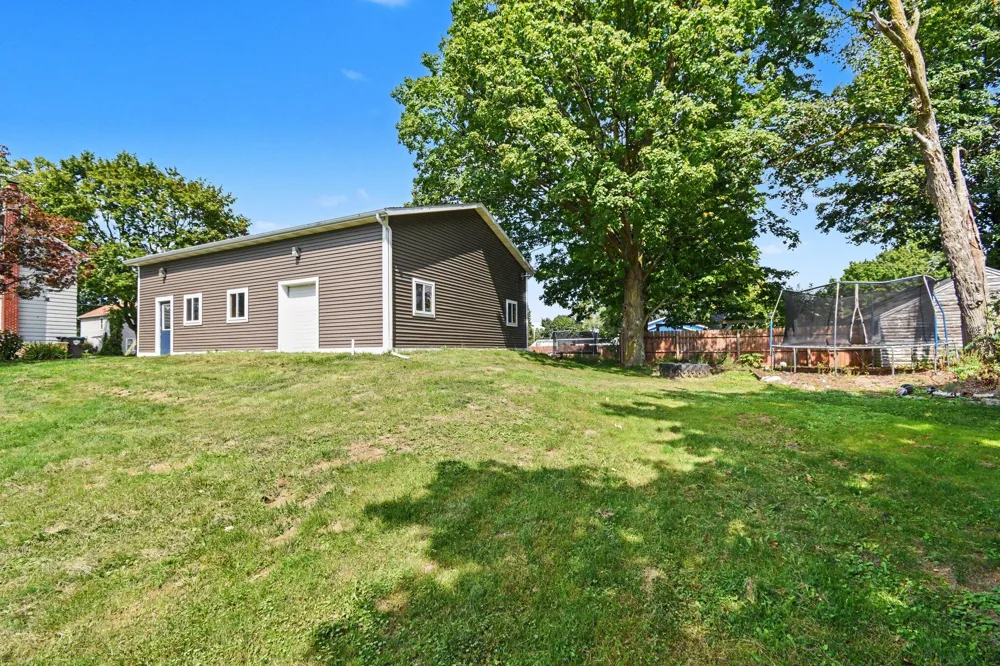 34 S Main Street NW Casnovia, MI 49318