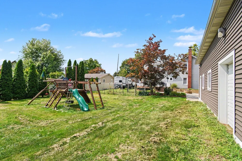 34 S Main Street NW Casnovia, MI 49318