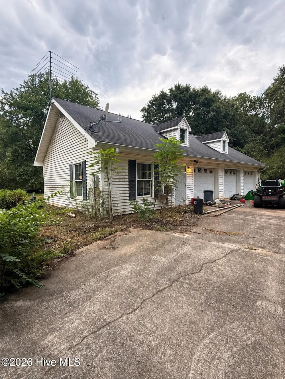 2281 Red Haven Drive Thomson, GA 30824