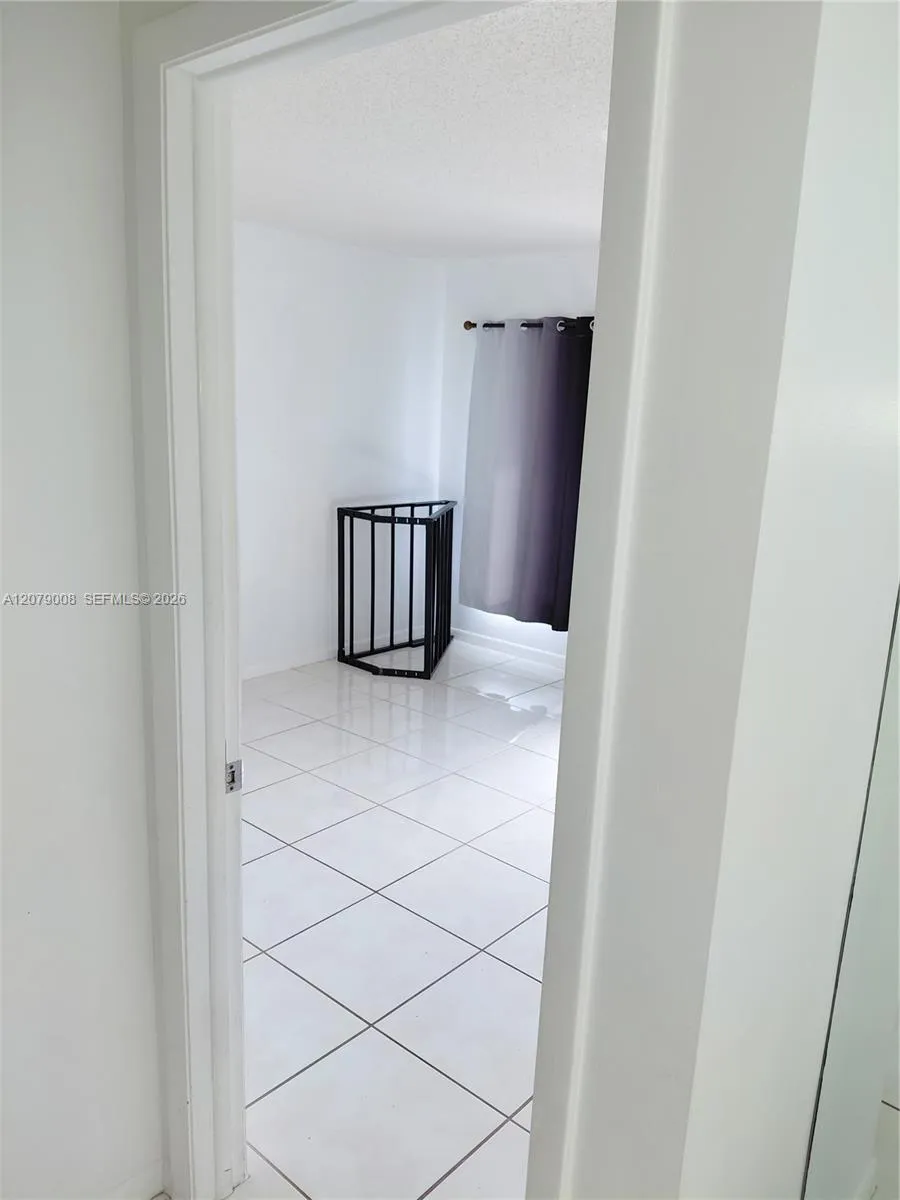16 Camden Ln Boynton Beach, FL 33426