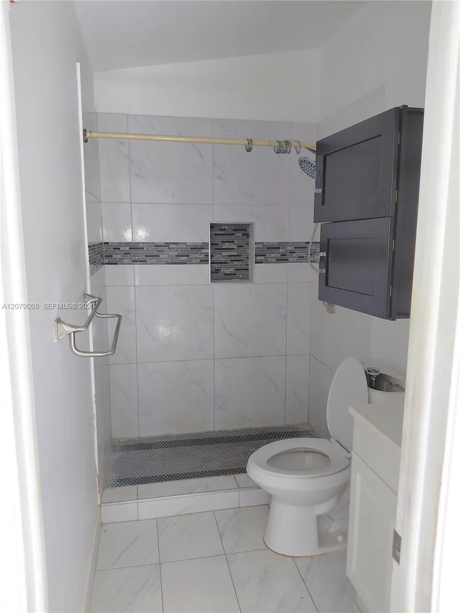 16 Camden Ln Boynton Beach, FL 33426