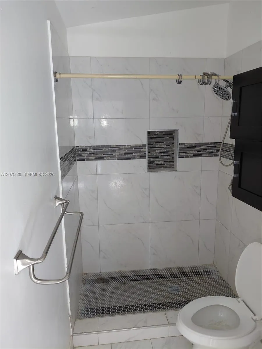 16 Camden Ln Boynton Beach, FL 33426