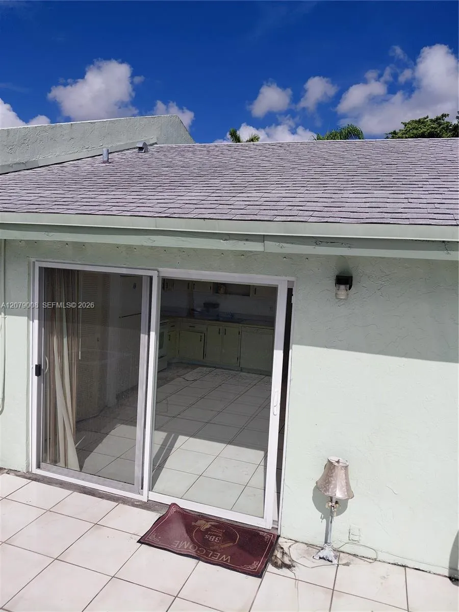 16 Camden Ln Boynton Beach, FL 33426
