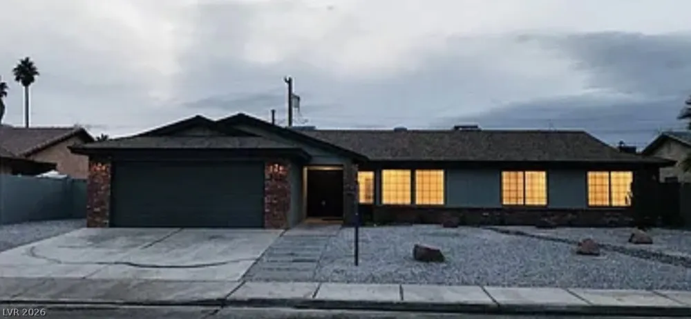 712 Glen Abbey Circle Las Vegas, NV 89107