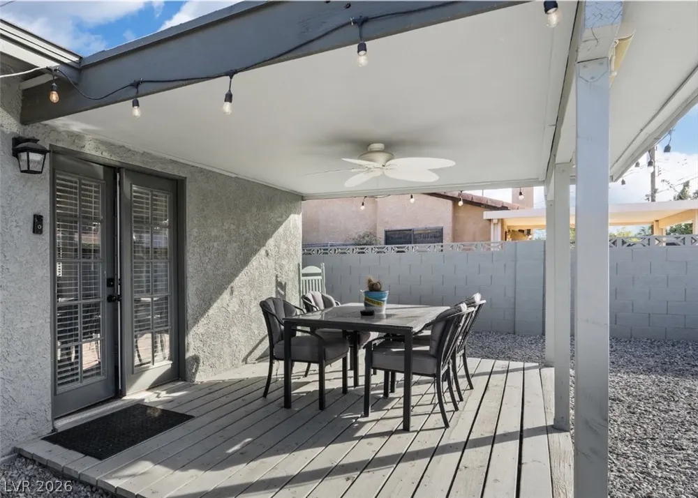 712 Glen Abbey Circle Las Vegas, NV 89107