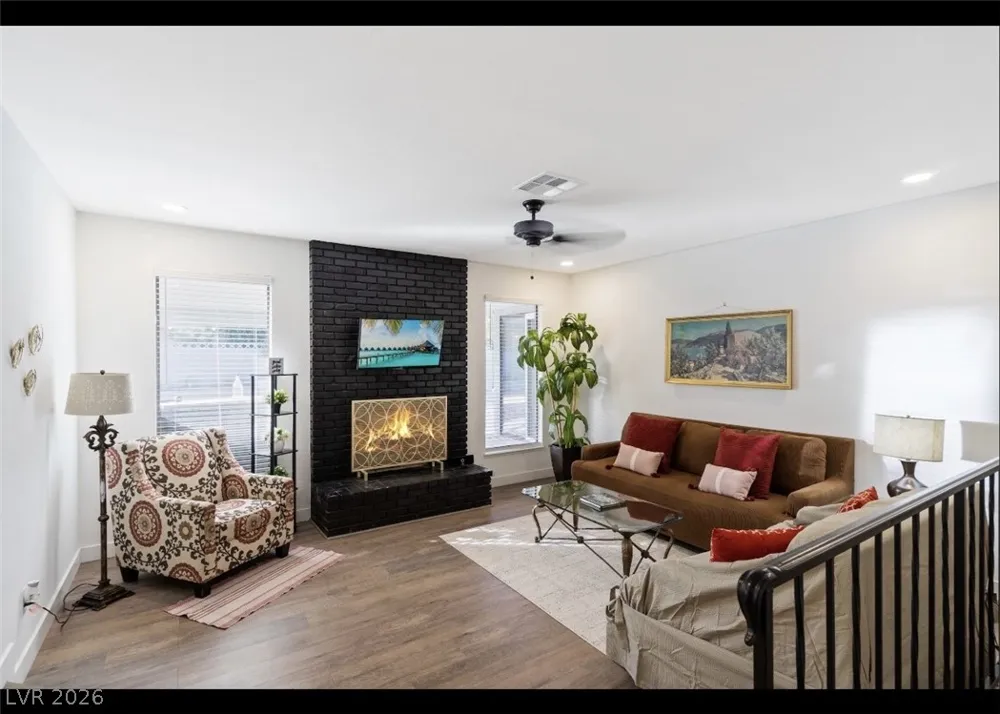 712 Glen Abbey Circle Las Vegas, NV 89107