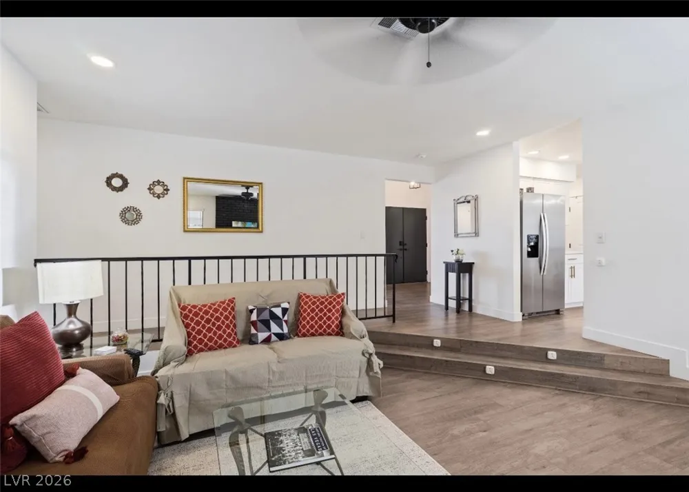 712 Glen Abbey Circle Las Vegas, NV 89107