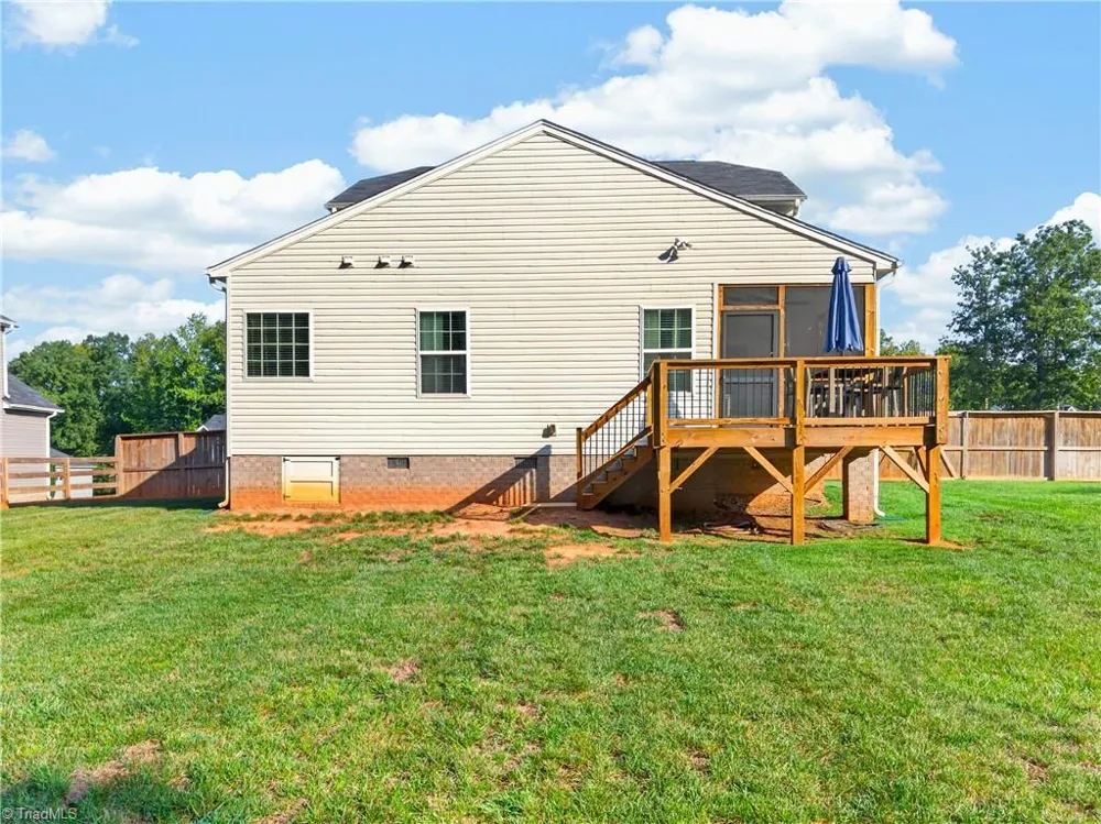 6561 Rogers Farm Road Pleasant Garden, NC 27313