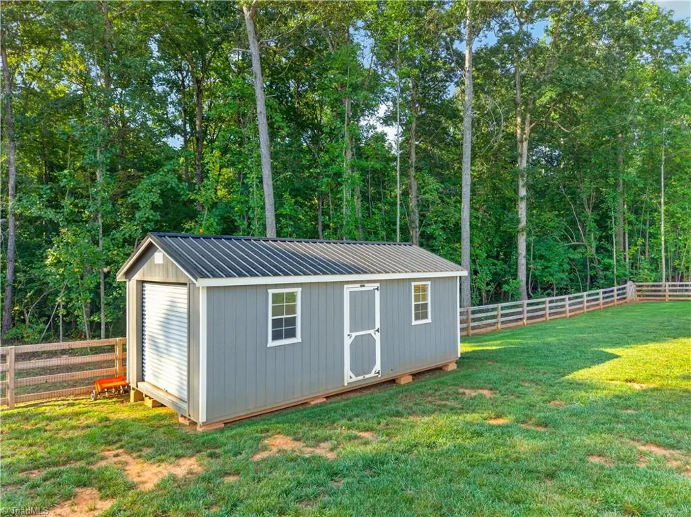 6561 Rogers Farm Road Pleasant Garden, NC 27313