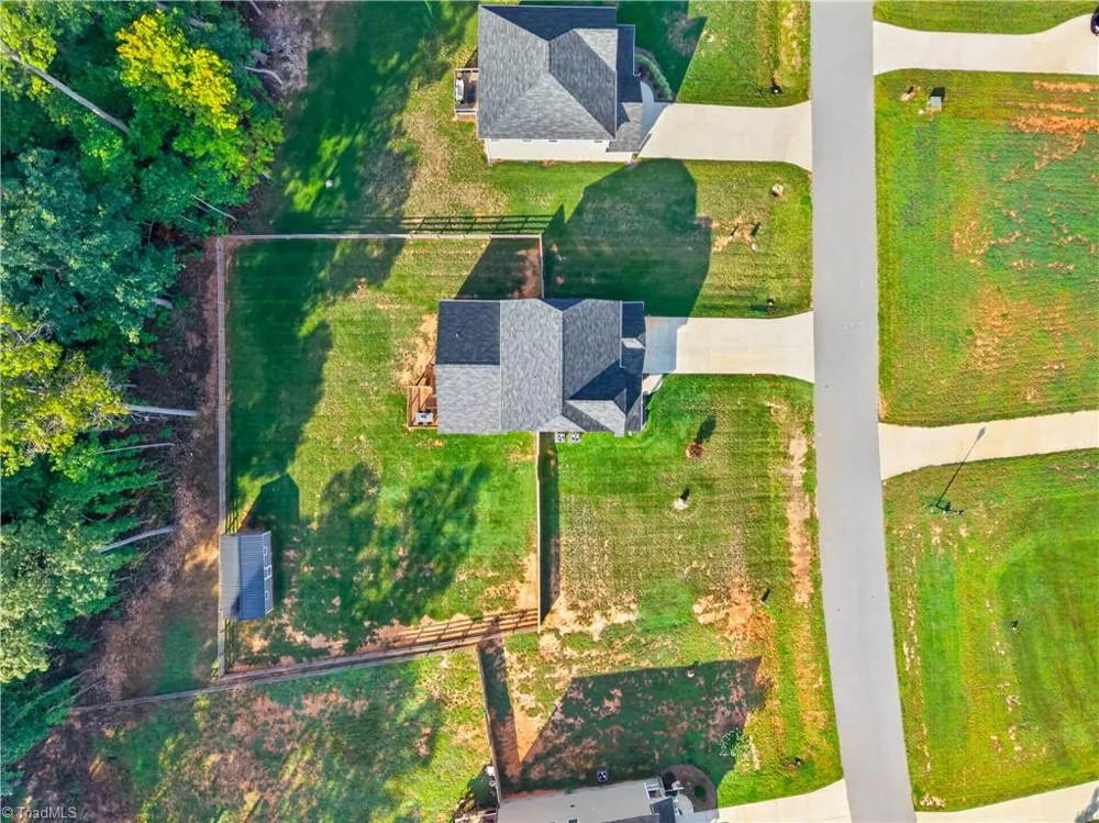 6561 Rogers Farm Road Pleasant Garden, NC 27313